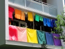 Regenbogen aus Wäsche gemacht